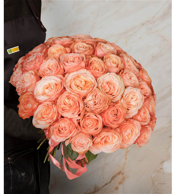 Bouquet of exclusive roses Kahala (51 or 101 roses) – photo #1