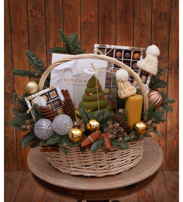 Gift basket Christmas tree – photo #1
