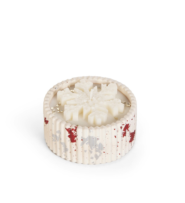 Свеча-статуэтка ручной работы Снежинка – фото № 2