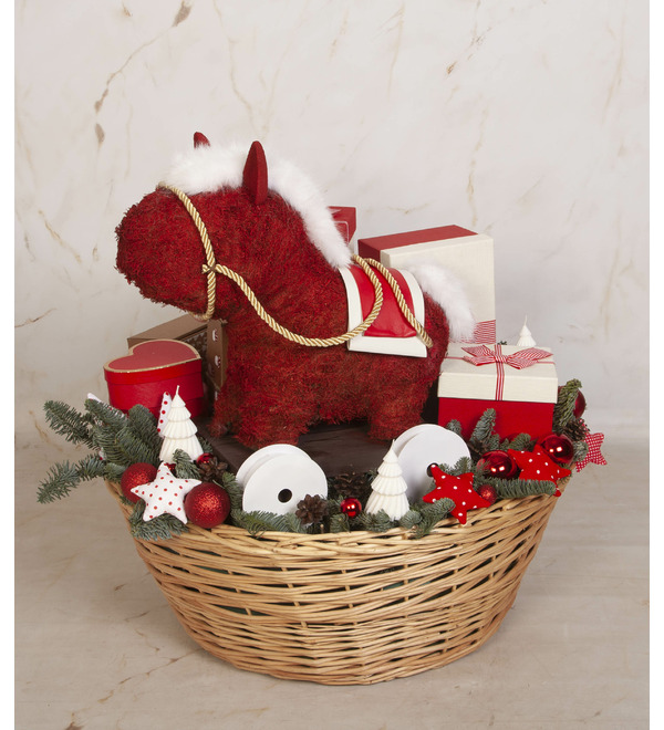 Подарочная корзина Маленькая лошадка – фото № 1