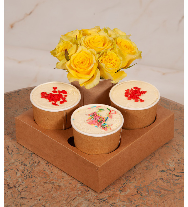 Gift set of desserts with flowers I miss you and Im waiting – photo #1