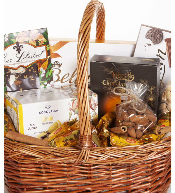 Подарочная корзина Сладкая коллекция – фото № 2