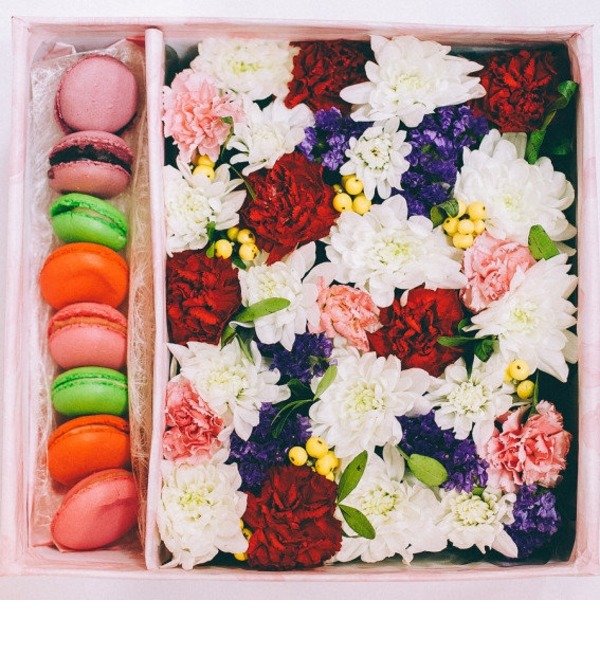 Коробка с цветами и макарунами Сладкой девочке BC03800 PAR – фото № 1