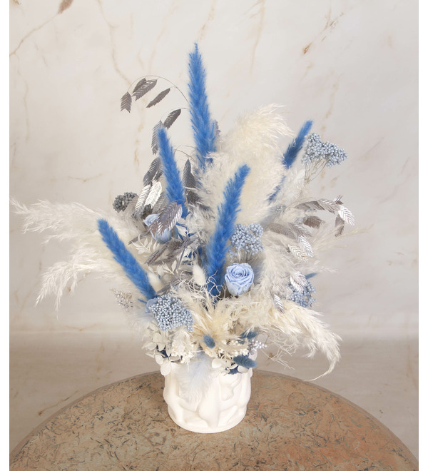 Композиция из стабилизированных цветов и сухоцветов Серебряная лошадь – фото № 3