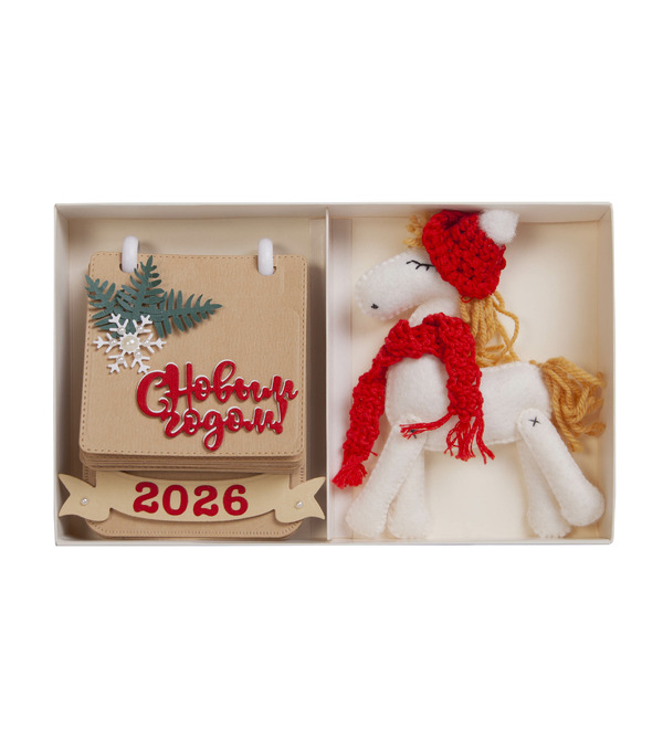 Настольный мини-календарь с ёлочной игрушкой – фото № 3