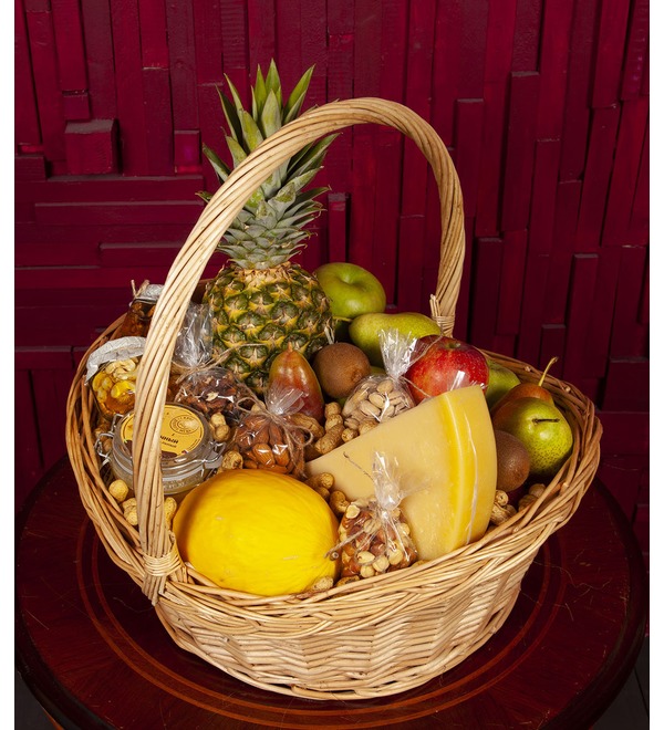 Gift basket Contrast of tastes – photo #1