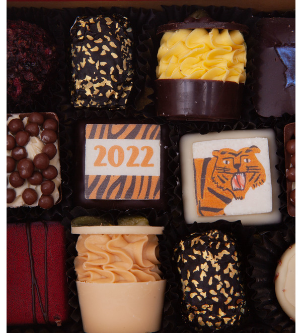 Handmade sweets from Belgian chocolate Charm of Winter 2022 – photo #2