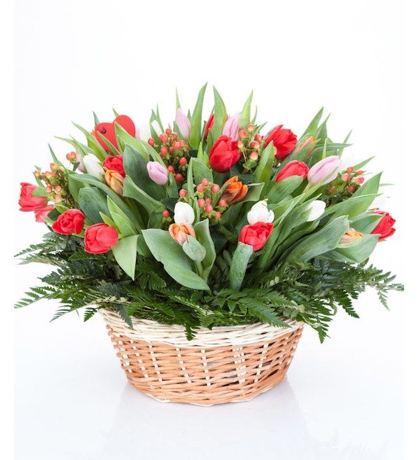 Композиция из 51 тюльпана с зеленью Весенняя романтика DK AT751 ESB – фото № 2