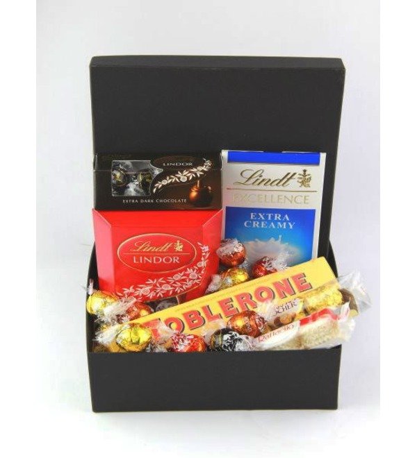 Подарочный набор с конфетами TS8 BED – фото № 1