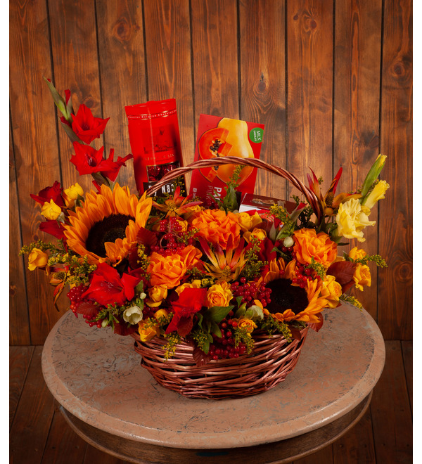 Gift basket Autumn landscape – photo #1
