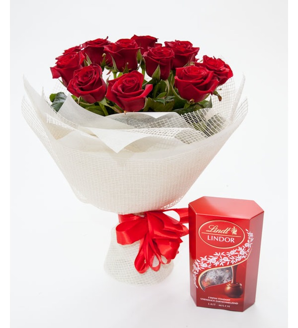 Bouquet with a box of sweets Gift of the Day KNF0900 VOL – photo #1