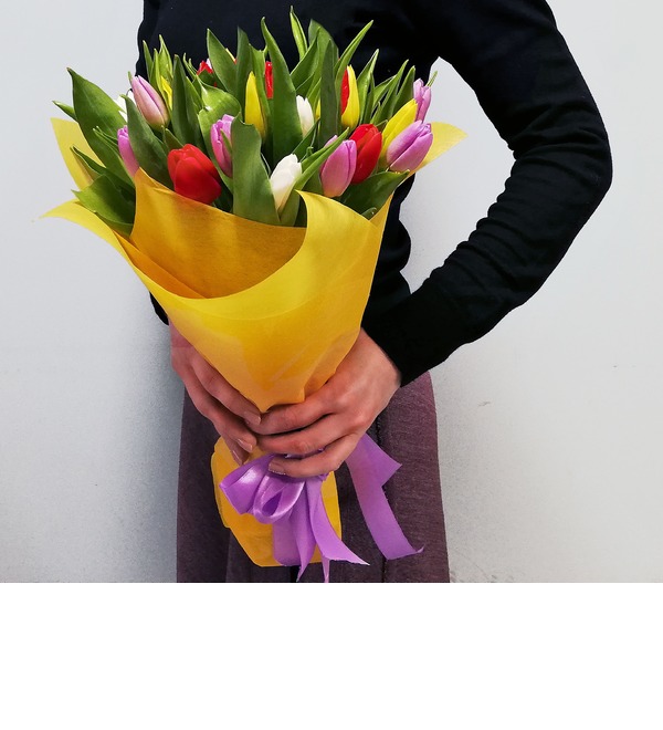 Букет микс из 25 тюльпанов SPBMAR1 SAN – фото № 2
