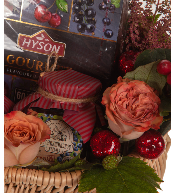 Gift basket Berry pleasure – photo #3