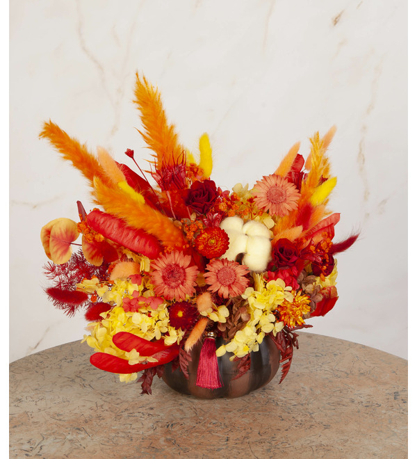 Композиция из стабилизированных цветов и сухоцветов Осенний урожай – фото № 1