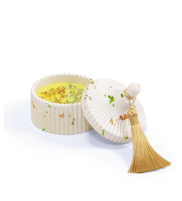 Свеча-статуэтка ручной работы Изумруд – фото № 1