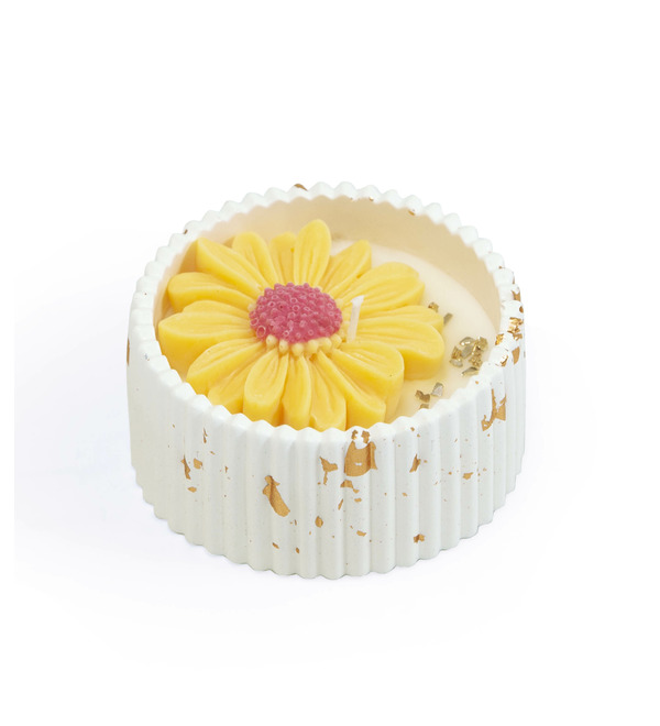 Свеча-статуэтка ручной работы Ромашка – фото № 1