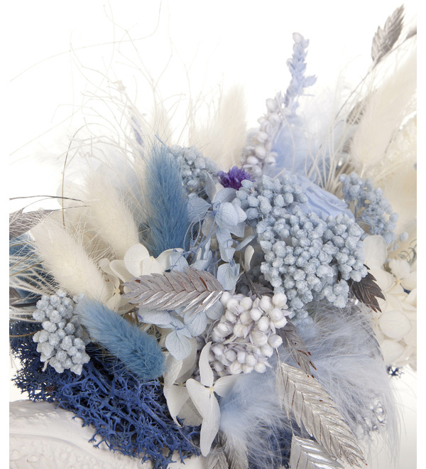 Композиция из стабилизированных цветов и сухоцветов Кит – фото № 2
