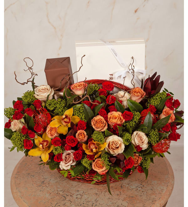 Gift basket Luxurious congratulations – photo #1