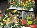рекордсмены увезли с собой  множество ярких экзотических букетов...