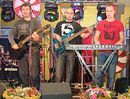 Главные звезды вечера группа "Уматурман"