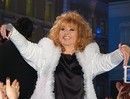 ...под руководством Аллы Пугачевой