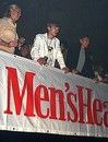 белый и красный - корпоративные  цвета "Men's Health"...