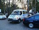 ... автомобили "AMF - международная сеть доставки  цветов" привлекали не меньше внимания публики