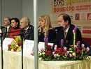 настольная композиция от AMF для зала семинаров Гостиного Двора