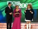 ведущие "Песни года 2005" Евгений Меньшов,  Ангелина Вовк и Алла Пугачева